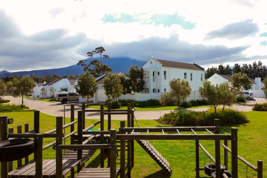 3 Bedroom Property for Sale in Roundhay Western Cape